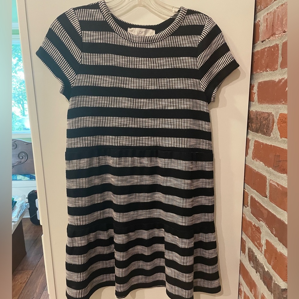 Loft B&W striped babydoll dress